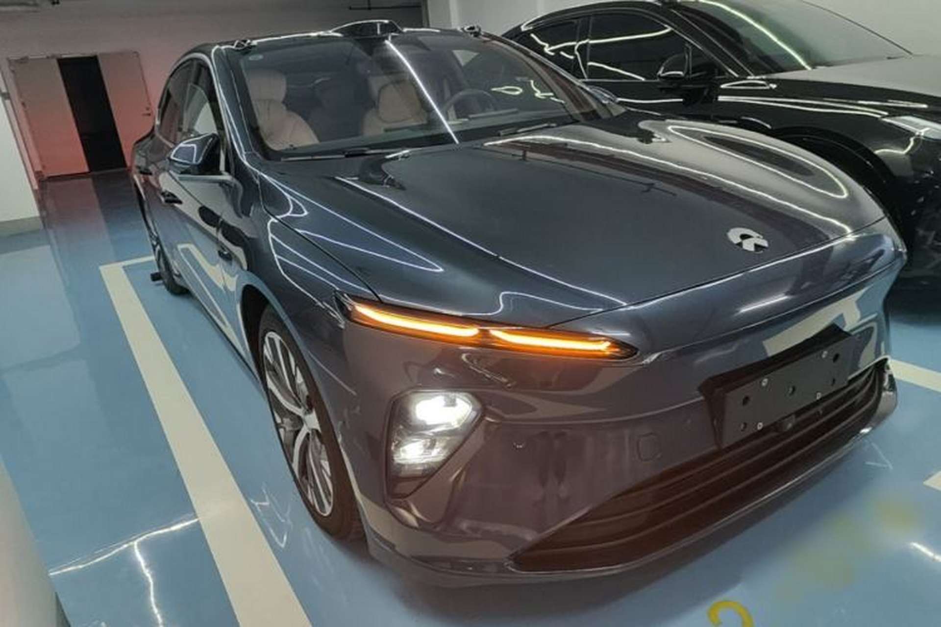 Used Nio ET7 2022 100 kWh Front Right 45 Deg