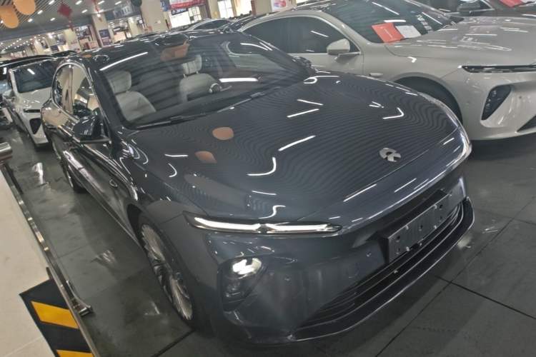 Used Nio ET7 2022 100kWh First Edition Front Right 45 Deg