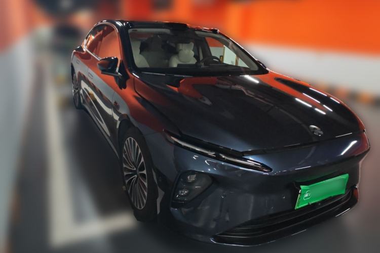 Used Nio ET7 2022 100 kWh Front Right 45 Deg