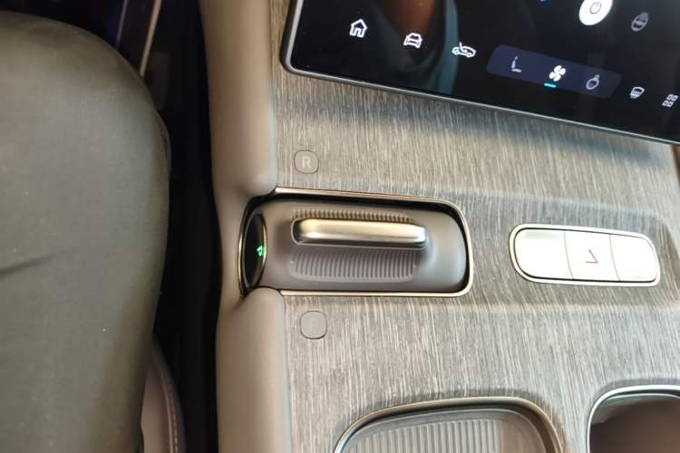 Used Nio ET7 2022 100kWh First Edition Gear Lever