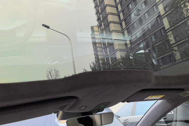Used Nio ET7 2022 75 kWh Headliner