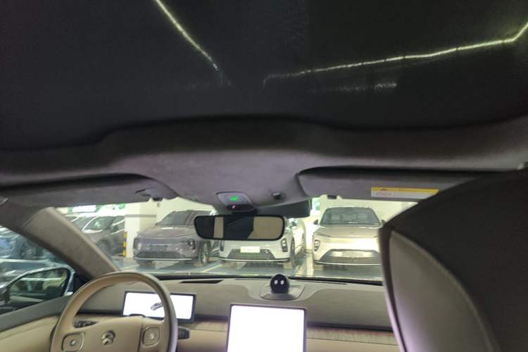 Used Nio ET7 2022 100 kWh Headliner