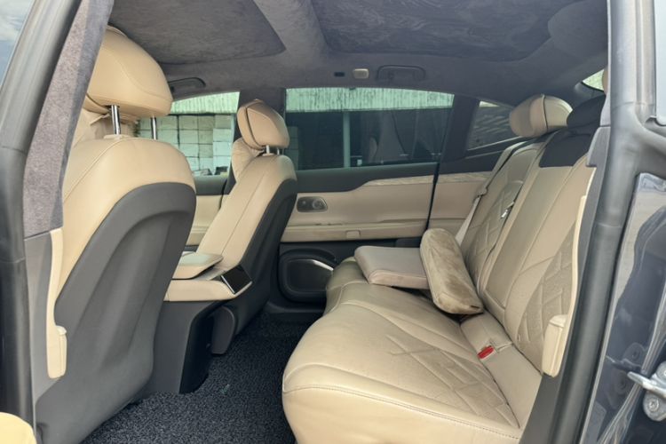 Used Nio ET7 2022 100kWh First Edition Interior 4