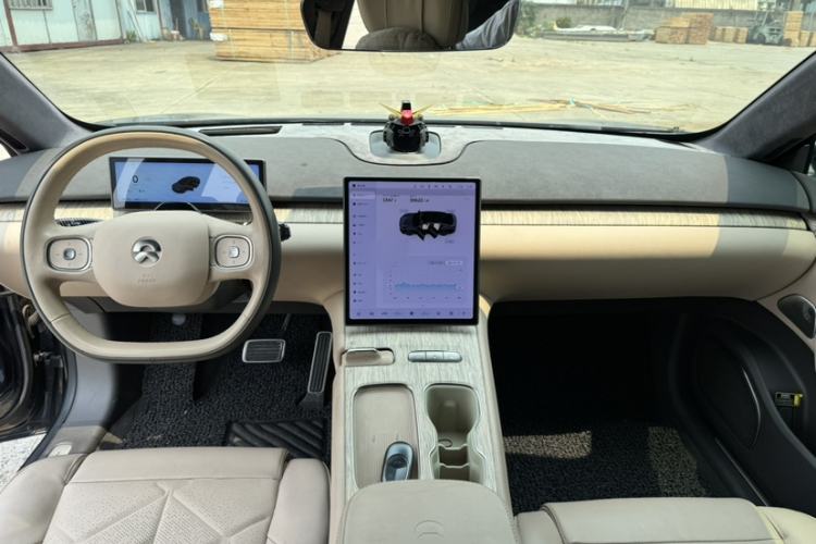 Used Nio ET7 2022 100kWh First Edition Interior 5
