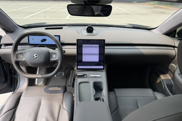 Used Nio ET7 2022 75 kWh Interior 7