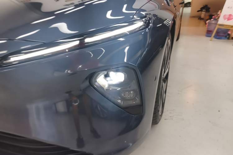 Used Nio ET7 2022 100 kWh Left Front Headlight