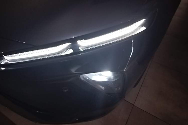 Used Nio ET7 2022 100kWh First Edition Left Front Headlight