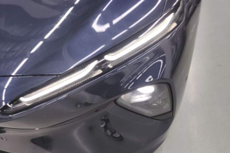 Used Nio ET7 2022 75 kWh Left Front Headlight