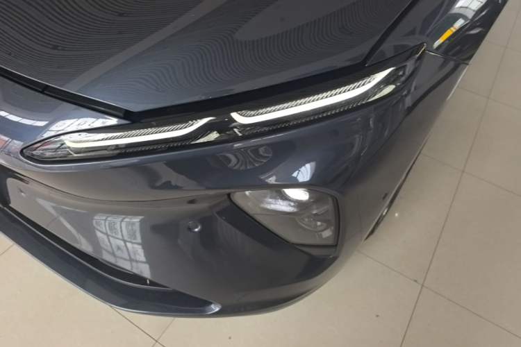 Used Nio ET7 2022 100 kWh Left Front Headlight