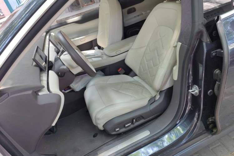 Used Nio ET7 2022 100kWh First Edition Left Front Seat