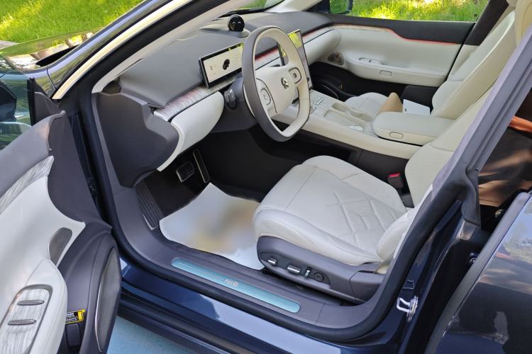 Used Nio ET7 2022 100kWh First Edition Left Front Seat