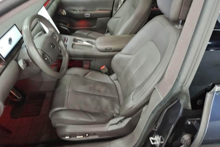 Used Nio ET7 2022 75 kWh Left Front Seat