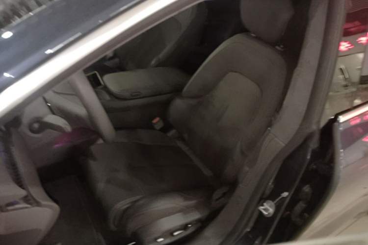 Used Nio ET7 2022 75 kWh Left Front Seat