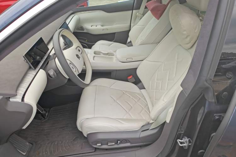 Used Nio ET7 2022 100kWh First Edition Left Front Seat