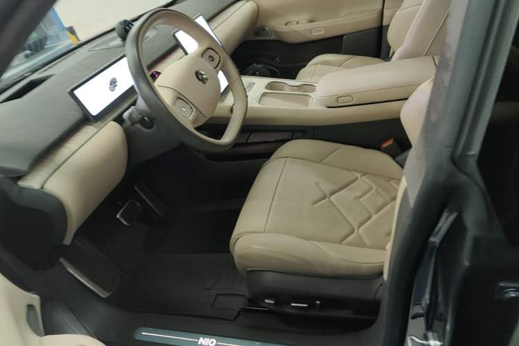 Used Nio ET7 2022 100 kWh Left Front Seat