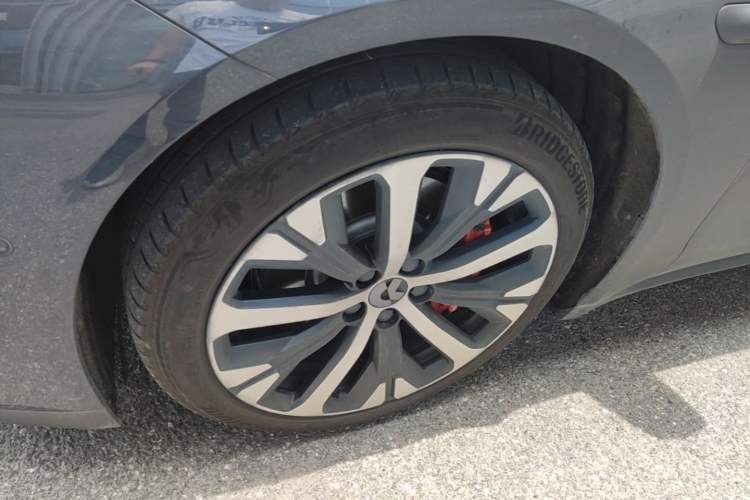 Used Nio ET7 2022 100kWh First Edition Left Front Wheel Hub
