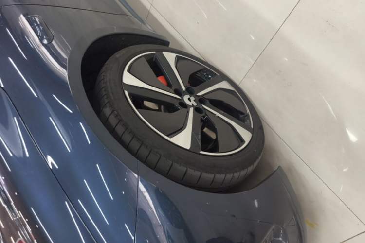 Used Nio ET7 2022 100kWh First Edition Left Front Wheel Hub