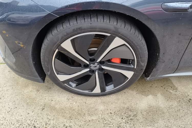 Used Nio ET7 2022 100kWh First Edition Left Front Wheel Hub