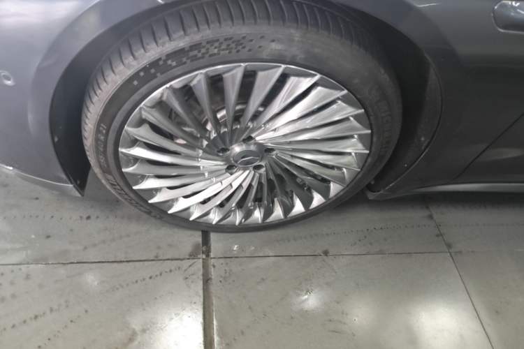 Used Nio ET7 2022 100kWh First Edition Left Front Wheel Hub