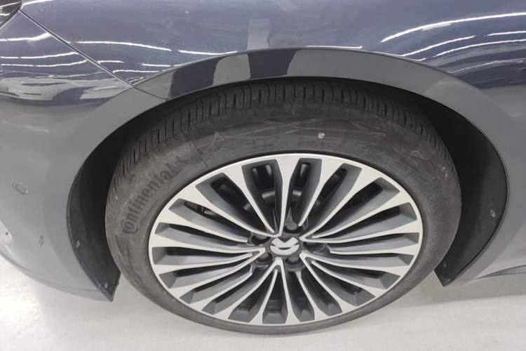 Used Nio ET7 2022 75 kWh Left Front Wheel Hub