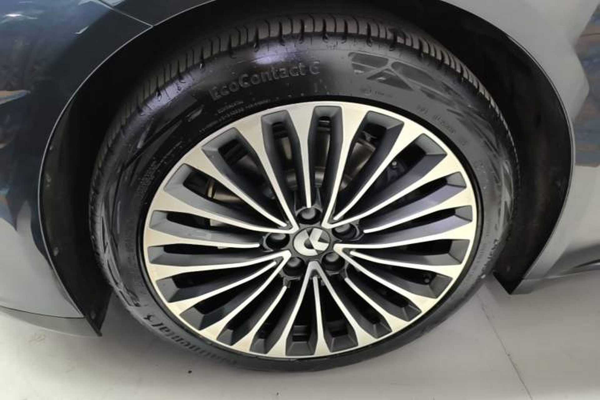 Used Nio ET7 2022 75 kWh Left Front Wheel Hub