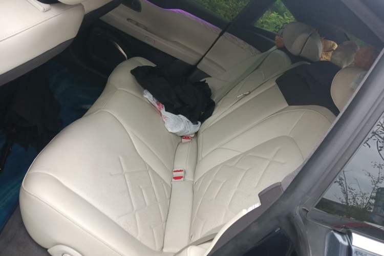 Used Nio ET7 2022 100kWh First Edition Left Rear Seat