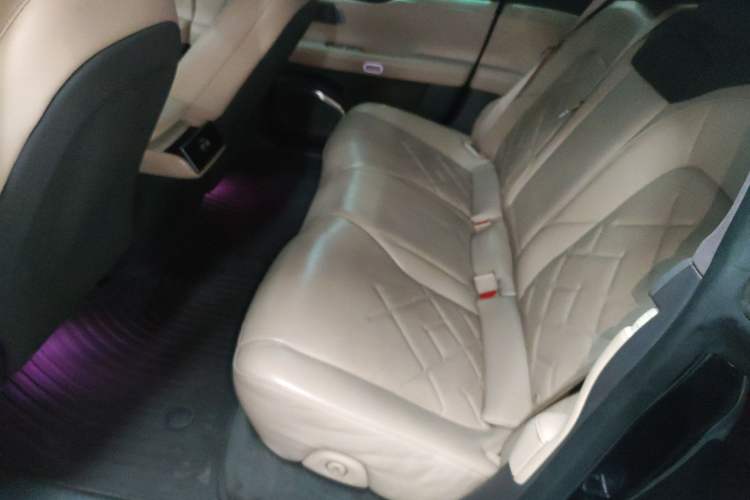 Used Nio ET7 2022 100kWh First Edition Left Rear Seat