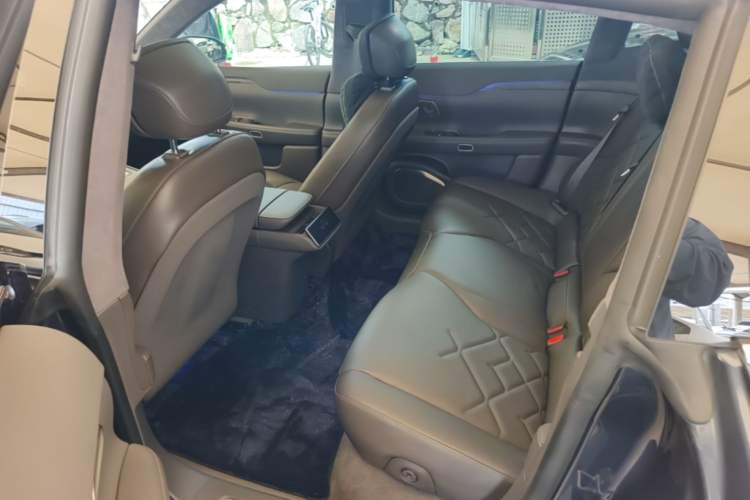Used Nio ET7 2022 100kWh First Edition Left Rear Seat