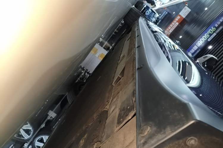 Used Nio ET7 2022 100kWh First Edition Left Side Sill