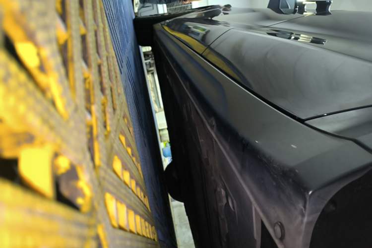 Used Nio ET7 2022 100kWh First Edition Left Side Sill