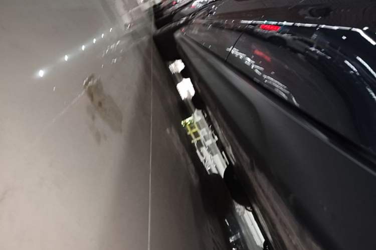 Used Nio ET7 2022 75 kWh Left Side Sill