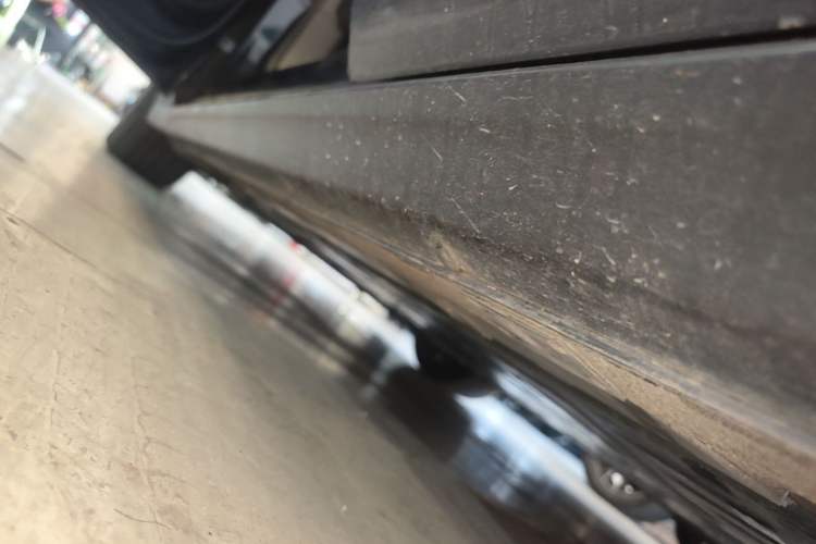 Used Nio ET7 2022 75 kWh Left Side Sill