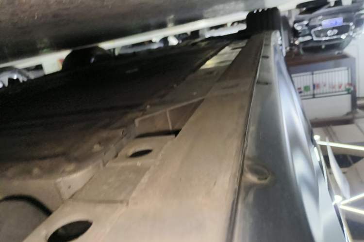 Used Nio ET7 2022 100kWh First Edition Left Side Sill