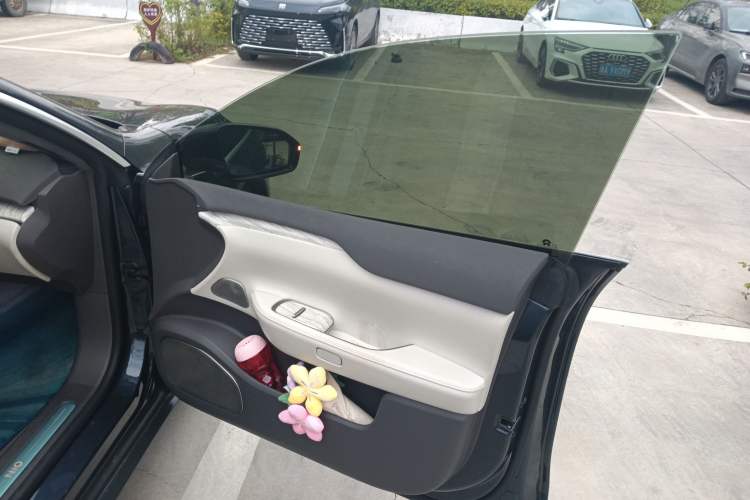 Used Nio ET7 2022 100kWh First Edition Right Front Door Interior