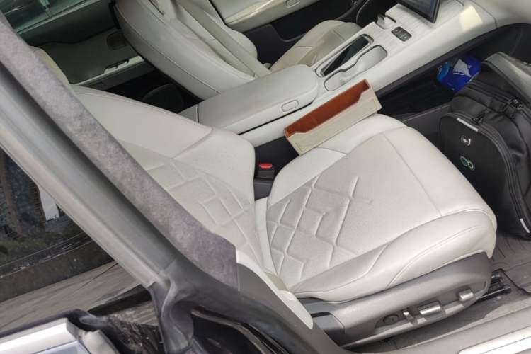 Used Nio ET7 2022 100kWh First Edition Right Front Seat
