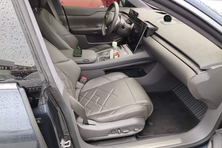 Used Nio ET7 2022 100kWh First Edition Right Front Seat