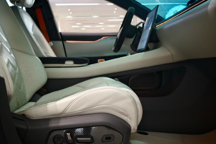 Used Nio ET7 2022 100kWh First Edition Right Front Seat