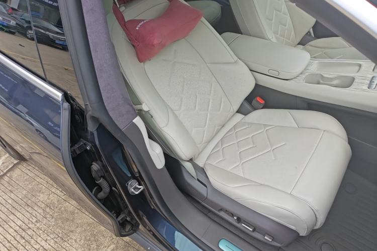 Used Nio ET7 2022 100kWh First Edition Right Front Seat