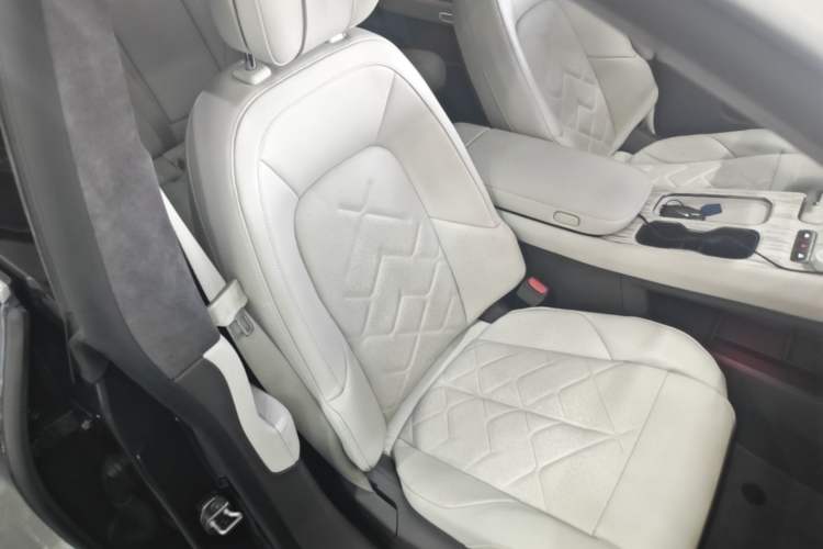 Used Nio ET7 2022 100kWh First Edition Right Front Seat