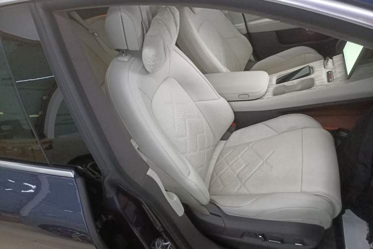 Used Nio ET7 2022 100kWh First Edition Right Front Seat