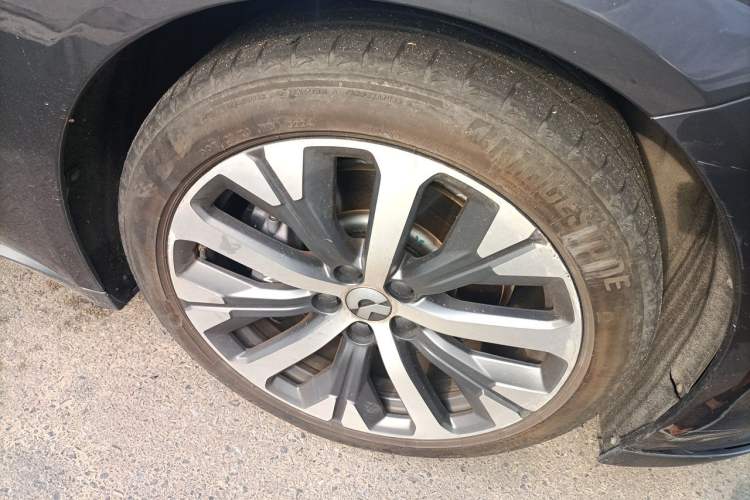 Used Nio ET7 2022 100kWh First Edition Right Front Wheel Hub