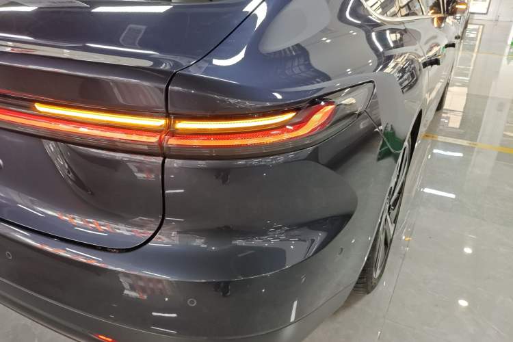 Used Nio ET7 2022 100kWh First Edition Right Rear Taillight