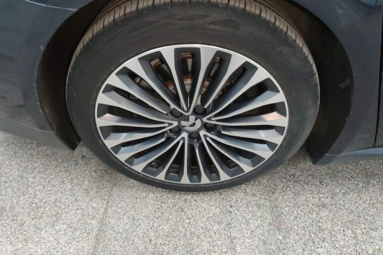 Used Nio ET7 2022 100kWh First Edition Right Rear Wheel Hub
