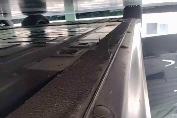 Used Nio ET7 2022 75 kWh Right Side Sill
