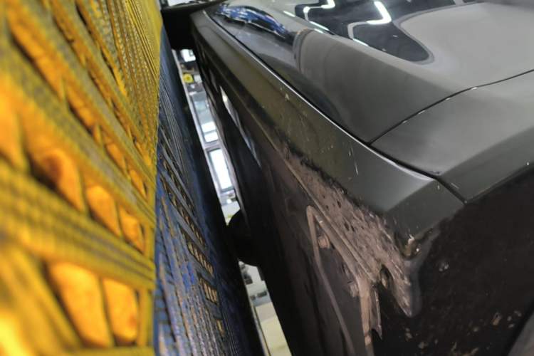 Used Nio ET7 2022 100kWh First Edition Right Side Sill
