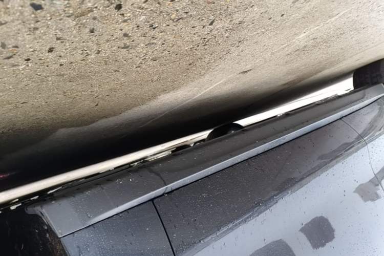 Used Nio ET7 2022 100kWh First Edition Right Side Sill
