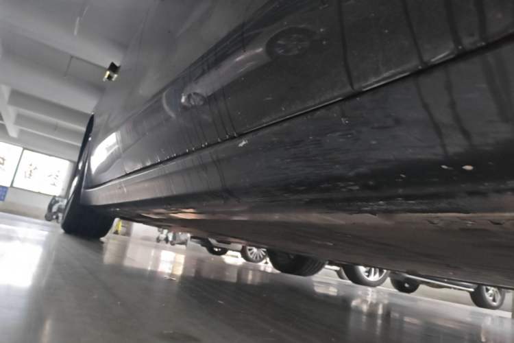 Used Nio ET7 2022 100kWh First Edition Right Side Sill