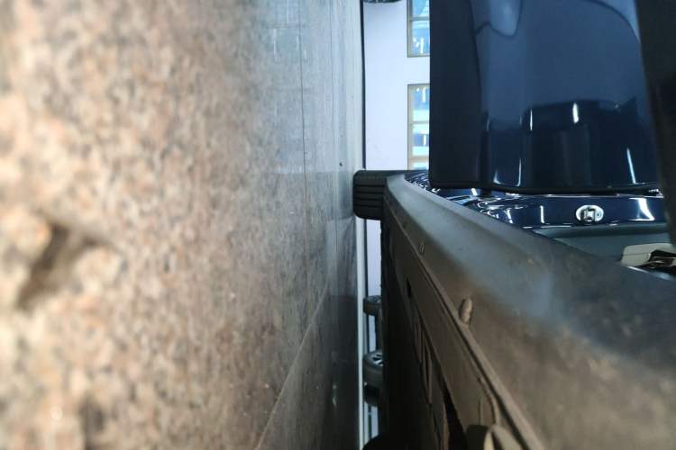 Used Nio ET7 2022 100kWh First Edition Right Side Sill
