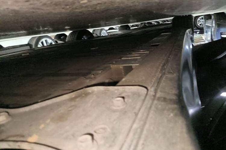 Used Nio ET7 2022 100kWh First Edition Right Side Sill