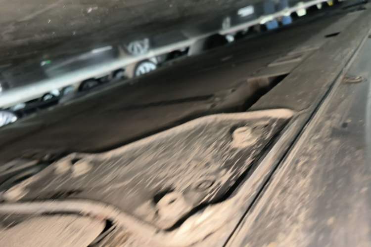 Used Nio ET7 2022 100kWh First Edition Right Side Sill